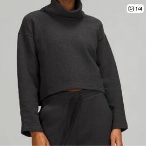 Lululemon Cropped Women's Funnel Neck Sweater - Charcoal